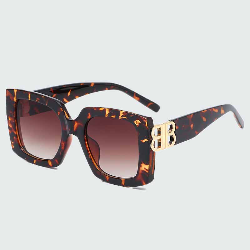 

Light Brown Casual Street Letter Patchwork Sunglasses