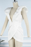 Weiße, sexy, solide Patchwork-Kleider mit asymmetrischem V-Ausschnitt und One-Step-Rock