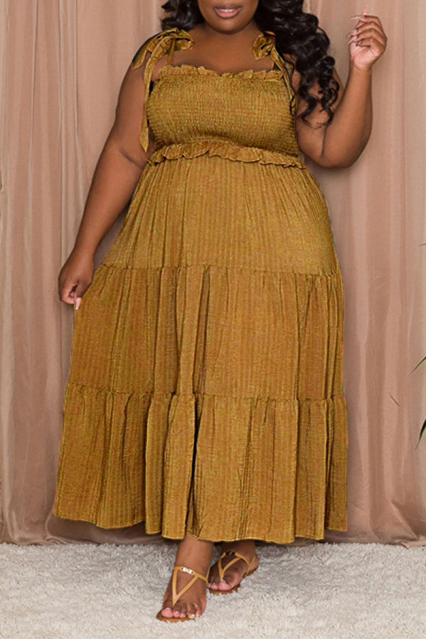 Желтое повседневное сладкое однотонное бандажное платье в стиле пэчворк со складками на тонких бретельках Платья больших размеров