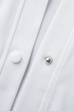 Casaco casual branco com patchwork bordado reto com fivela gola manga curta duas peças