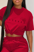 Camisetas con cuello en O de patchwork con estampado de calle rojo