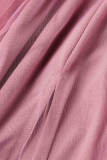 Vestidos de tamanho grande rosa com fenda e decote em V