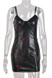 ブラック セクシー ソリッド 刺繍 バックレス スパゲッティ ストラップ ノースリーブ ドレス ドレス