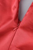 Vestidos de falda envueltos sin tirantes ahuecados con borla sólida sexy roja