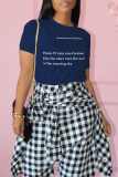 T-shirts à col en V et patchwork imprimé rue bleu marine