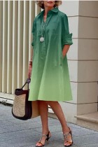 Robes de robe chemise à col rabattu basique décontractée à changement graduel vert