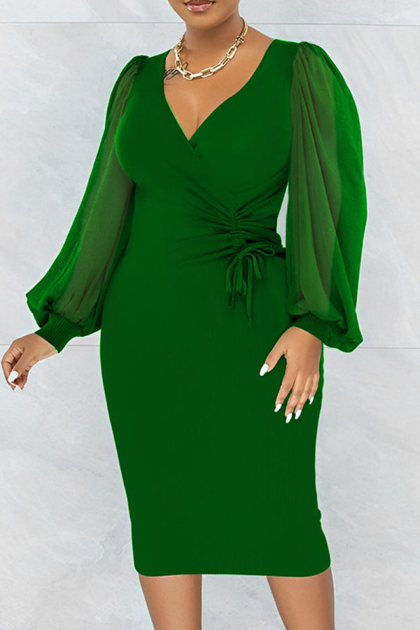 Vestidos de falda de un paso con escote en V y pliegues en cordón de patchwork sólido casual verde