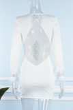 Blanco Sexy Casual Patchwork Perforación en caliente O Cuello transparente Vestidos de manga larga