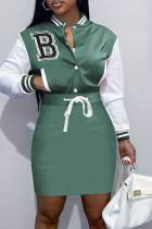 グリーンカジュアルソリッド刺繡包帯パッチワークバックルドレス