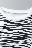 Vestidos de patchwork com estampa de zebra branca com estampa de rua e decote em O