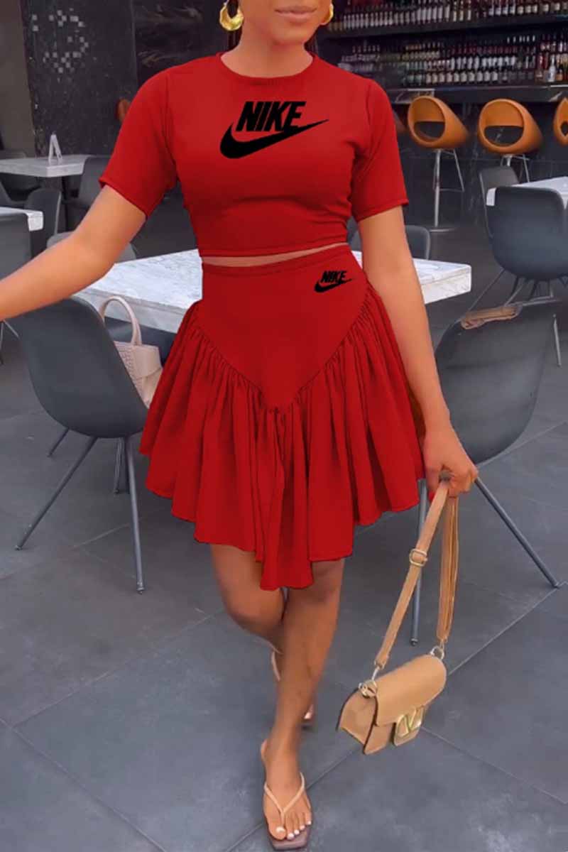 

Red Elegant Print Fold Letter O Neck Short Sleeve Two Pieces