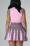 Розовые повседневные платья трапециевидной формы с круглым вырезом и принтом в стиле пэчворк