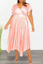 Vestidos plus size plissados ​​com decote em V liso casual rosa