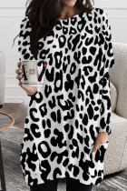 Vestido irregular de cuello redondo con estampado de leopardo estampado casual en blanco y negro Vestidos