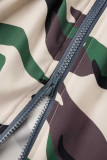Camuflagem Casual Street Camuflagem Estampa Patchwork Fenda Zíper Cintura Alta Tipo A Calça estampada completa