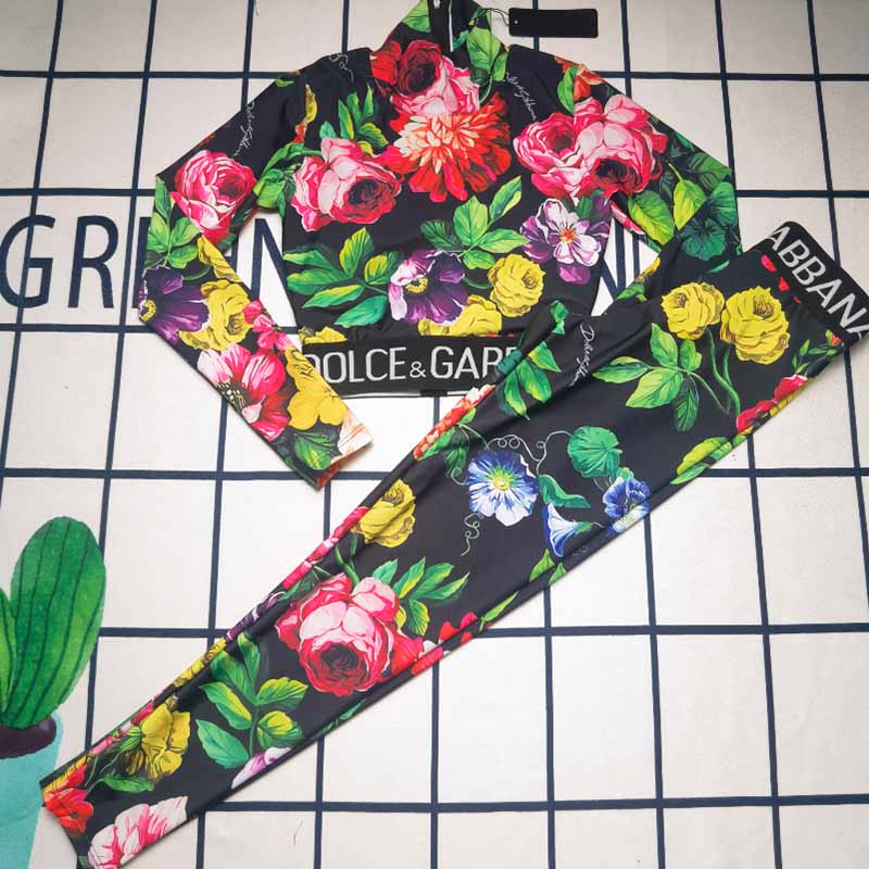 

Black Vacation Print Patchwork Letter Swimwears