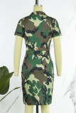 Groene casual camouflageprint patchwork jurk met kraag en korte mouwen