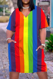 Vestido manga curta estampa casual colorido decote em V básico