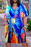 Vestidos coloridos com estampa casual básica decote em V manga curta