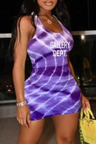紫と白のカジュ​​アル ストリート プリント レター U ネック ワンステップ スカート ドレス