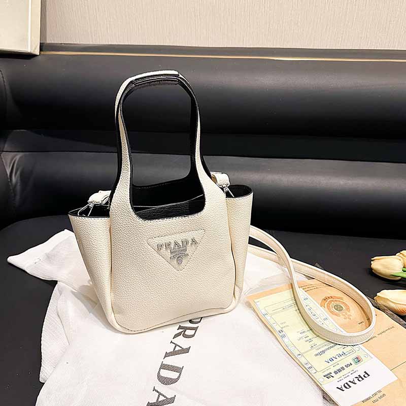 

White Street Simplicity Letter Patchwork Bags