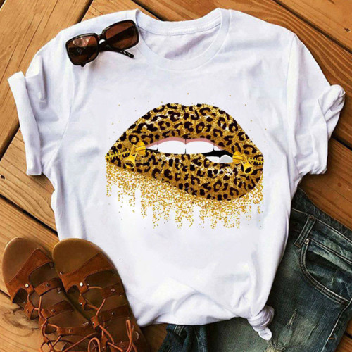 T-shirt con collo a O stampate con labbra casual con stampa leopardata
