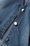 Tute di jeans dritte a maniche corte con colletto rovesciato con fibbia patchwork scavata in tinta unita color azzurro cielo