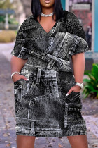 Schwarzes, lässiges Patchwork-Kleid mit V-Ausschnitt und kurzen Ärmeln