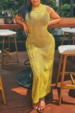 Il solido sexy giallo ha scavato fuori i vestiti lunghi trasparenti dal vestito dal collo della O