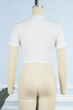 Camiseta branca sexy com estampa de rua bandagem patchwork cardigã gola