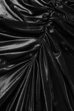 Черное сексуальное однотонное длинное платье в стиле пэчворк с лямкой на шее