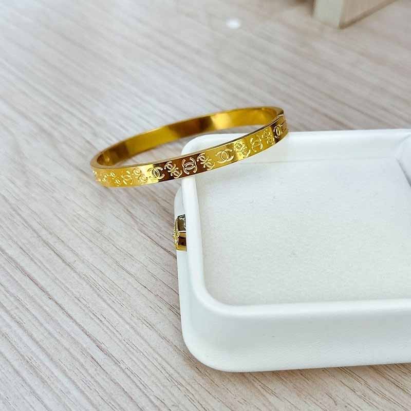 

Gold Simplicity Geometric Patchwork Bracelet