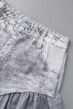 Dunkelgraue Denim-Shorts mit Patchwork-Faltenfalten und hoher Taille und lässigem Print