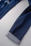 Tiefblaue, lässige, feste, zerrissene, schmale Denim-Jeans mit mittlerer Taille
