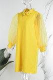 Gelbes beiläufiges elegantes festes Patchwork, das Umlegekragen-gerade Kleider bördelt
