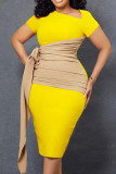 Vestidos de falda de un paso con cuello asimétrico y pliegues de retazos de vendaje sólido informal amarillo