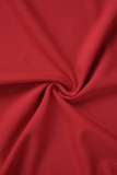 Vestidos de saia em um decote em patchwork liso vermelho elegante com babado