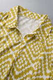Vestidos amarelos com estampa casual patchwork gola redonda reta plus size