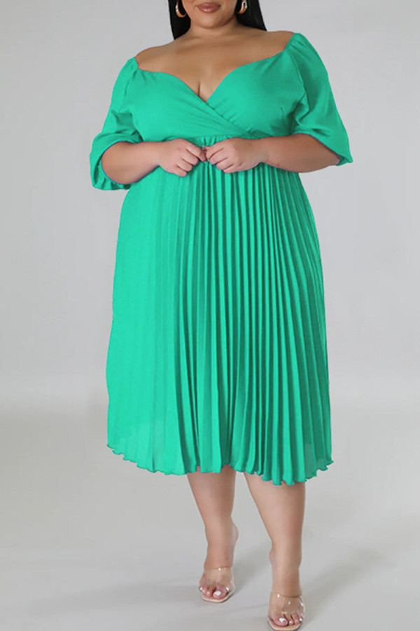 Vestidos de patchwork liso verde casual com decote em V reto plus size