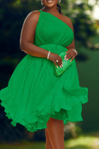 Verde casual sólido patchwork doblar cuello oblicuo una línea de vestidos