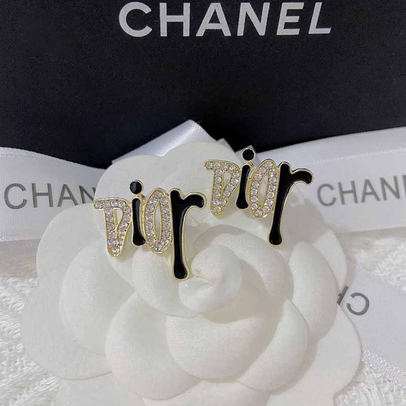 

Black Gold Simplicity Letter Patchwork Rhinestone Earrings