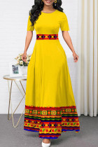 Gele casual print patchwork jurk met O-hals en korte mouwen
