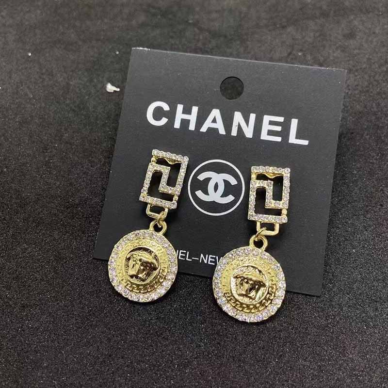 

Gold Street Figure Patchwork Rhinestone Earrings