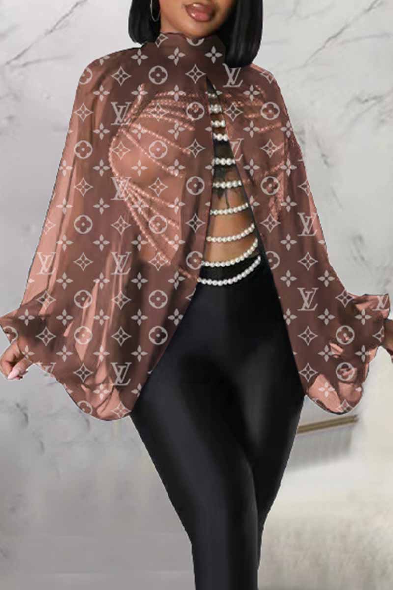 

Light Brown Street Print See-through Letter O Neck Tops