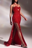 Vestido de noche con escote halter y abertura sin espalda con lentejuelas ahuecadas de retazos formales sexy rojo Vestidos