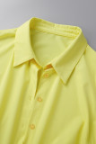 Falda de pastel con cuello vuelto de patchwork sólido informal amarillo Vestidos de talla grande