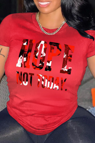 T-shirt con scollo a lettera O patchwork con stampa mimetica Street casual rossa