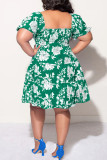Verde dulce estampado patchwork cuello en V una línea vestidos de talla grande