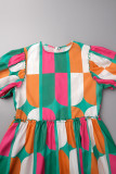 Многоцветное повседневное платье в стиле пэчворк с круглым вырезом и короткими рукавами