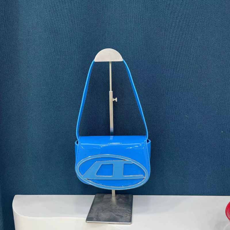 

Blue Street Simplicity Geometric Patchwork Bags
